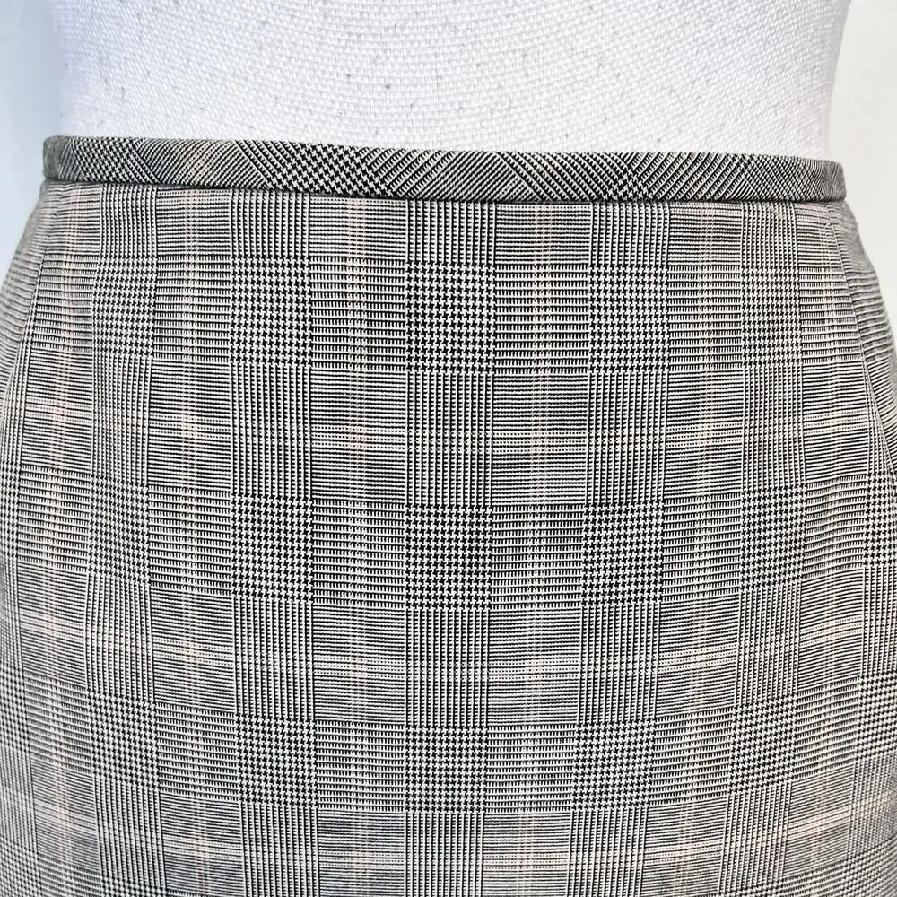 Kasper Skirt size 12 Black Peach Hounds Tooth Plaid Straight Midi Pleats Career